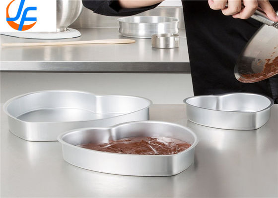 RK Bakeware China Foodservice NSF Commercial Moule à gâteau en forme de cœur Fond lâche